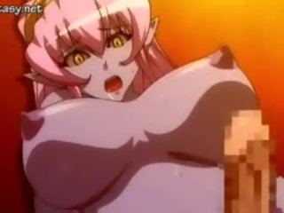 Cycate anime fantazyjny kobieta dostaje cycki pieprzony