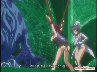Chycený anime dostane vymačkaný ji bigtity a prdel vrtané podle tentacles