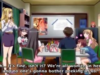 Loira mamalhuda 3d anime mostrando grande tetas em escola