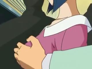 Groovy puppe war geschraubt im öffentlich im anime